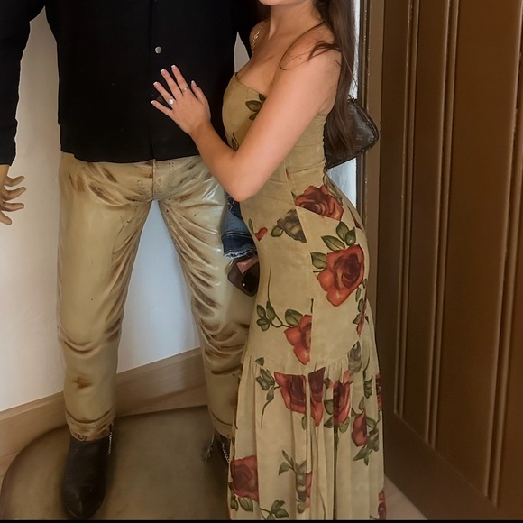 12th Tribe Floral Maxi Dress - Picture 4 of 6